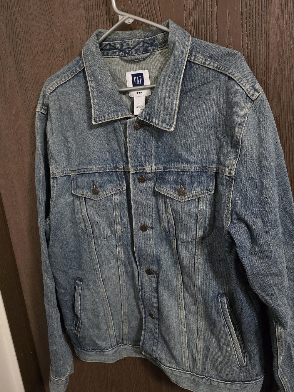 GAP Men's Light Blue Denim Jacket‎